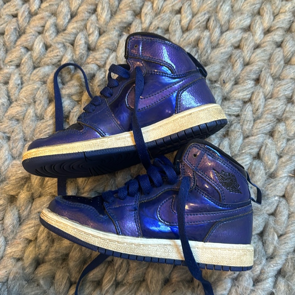 Awesome Like New Royal Blue Patent Leather Air Jordan Toddler 11 Kids